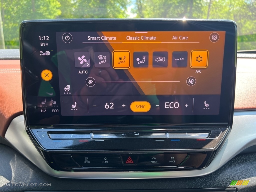 2021 Volkswagen ID.4 Pro S AWD Controls Photo #146080659