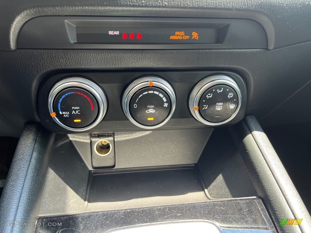 2021 Mazda CX-5 Sport Controls Photos