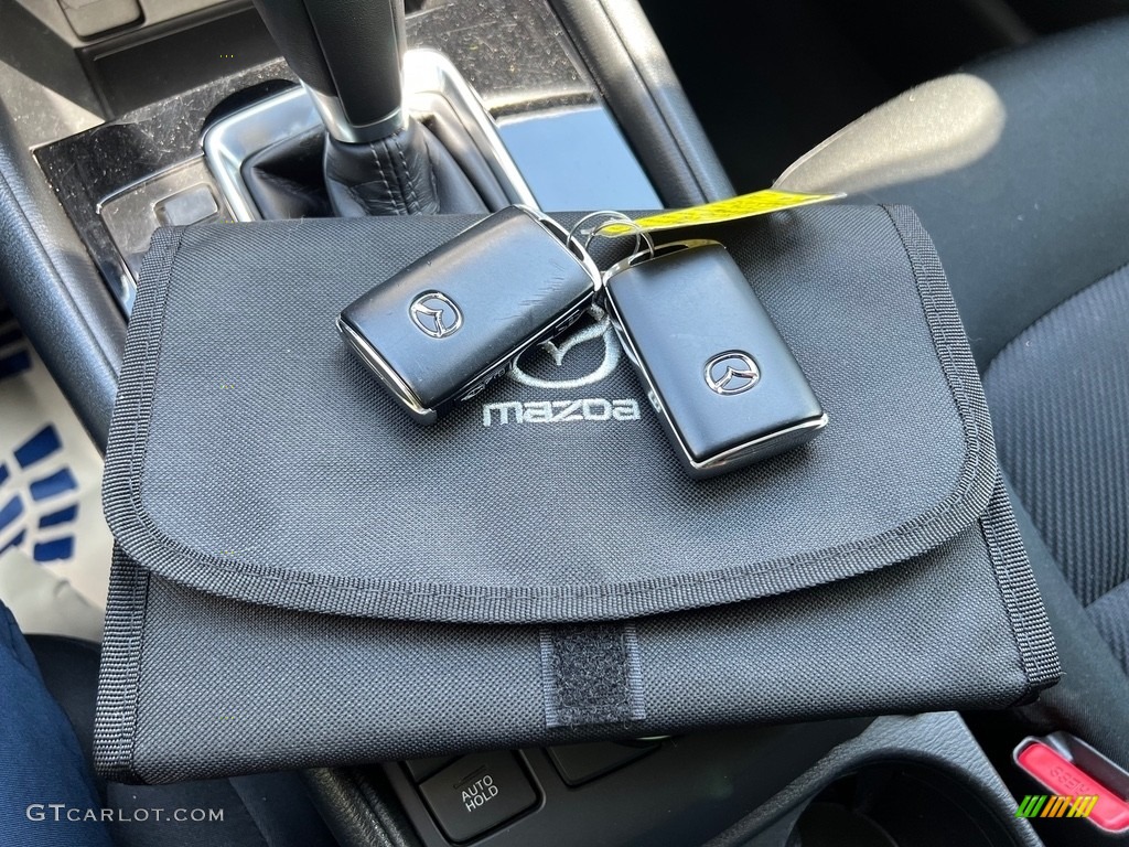 2021 Mazda CX-5 Sport Keys Photos