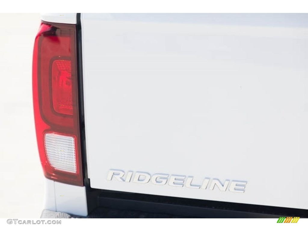 2023 Honda Ridgeline RTL-E AWD Marks and Logos Photo #146084329