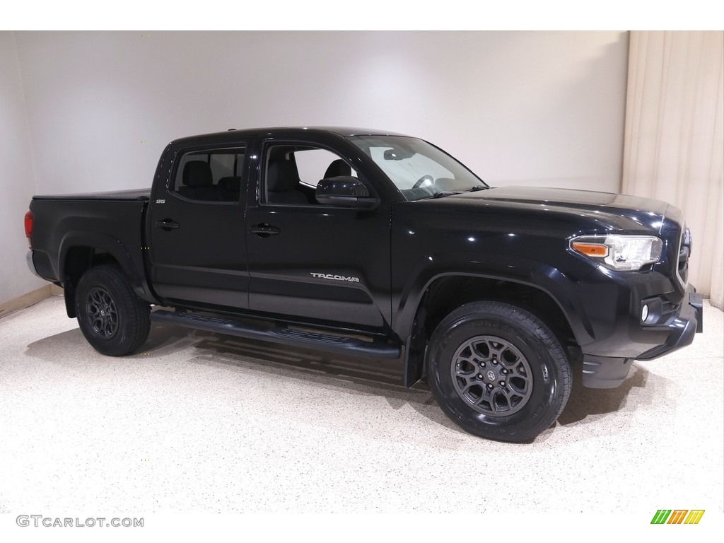 2018 Tacoma SR5 Double Cab 4x4 - Midnight Black Metallic / Cement Gray photo #1