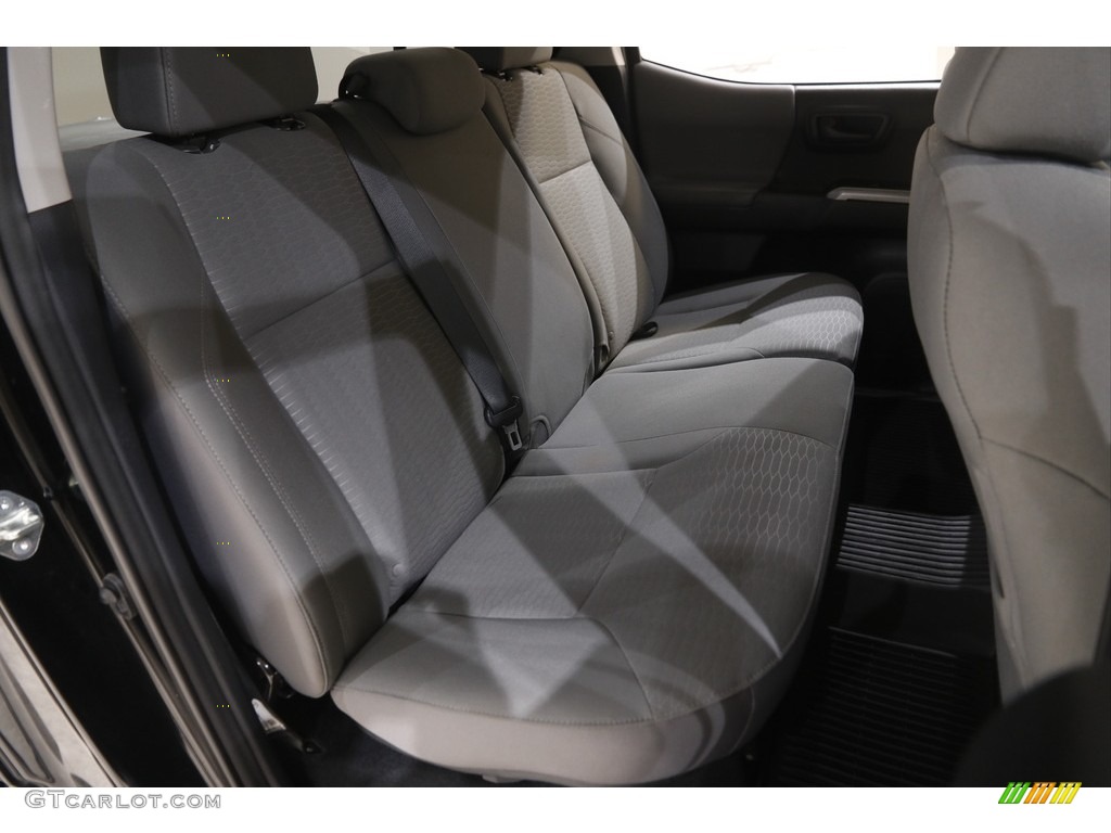 2018 Tacoma SR5 Double Cab 4x4 - Midnight Black Metallic / Cement Gray photo #17