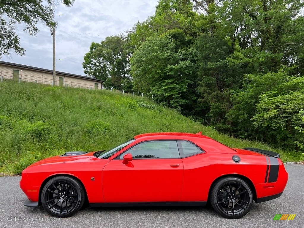 2021 Challenger R/T Scat Pack Shaker - Go Mango / Black photo #1