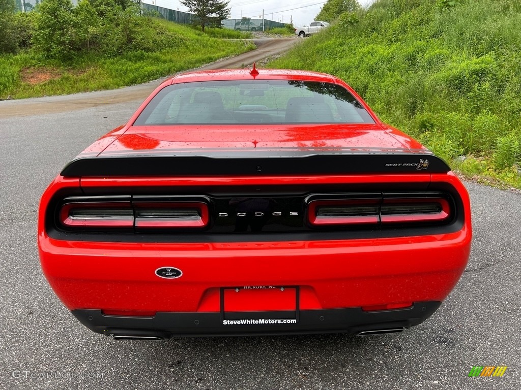 2021 Challenger R/T Scat Pack Shaker - Go Mango / Black photo #7