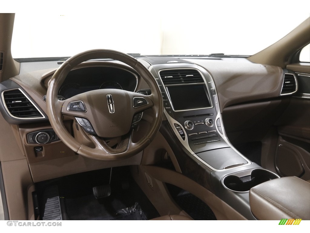 2016 Lincoln MKX Reserve AWD Dashboard Photos