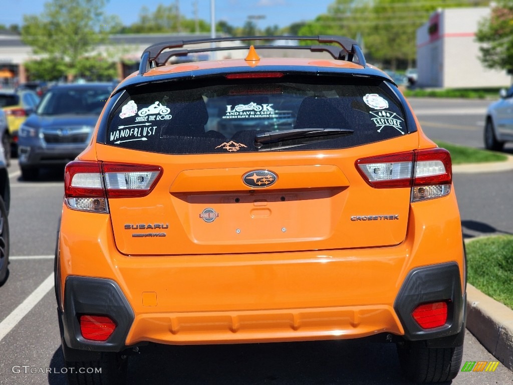 2019 Crosstrek 2.0i Premium - Sunshine Orange / Black photo #4