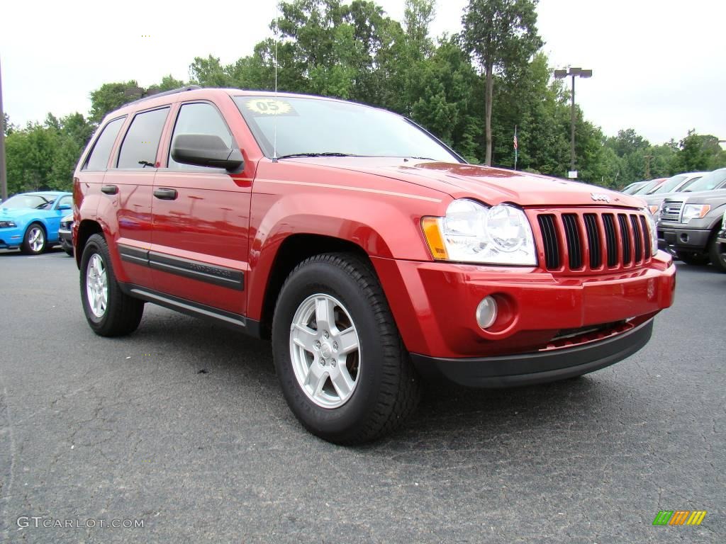 2005 Grand Cherokee Laredo - Inferno Red Crystal Pearl / Khaki photo #1