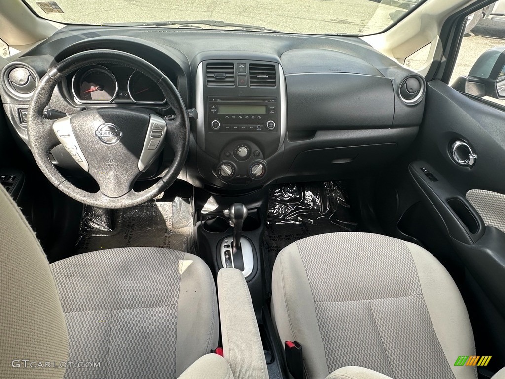 2014 Versa Note SV - Magnetic Gray / Wheat Stone photo #10