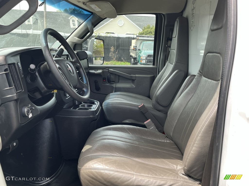 2016 GMC Savana Cutaway 3500 Commercial Moving Truck Front Seat Photos