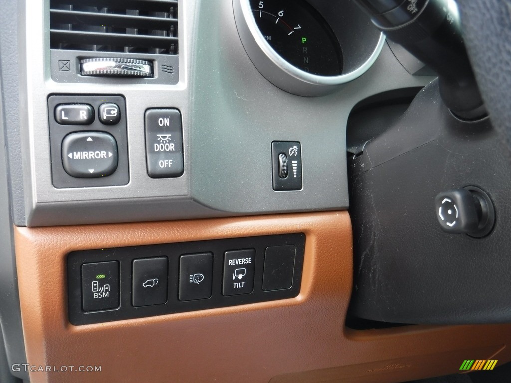 2015 Toyota Sequoia Platinum 4x4 Controls Photo #146092134