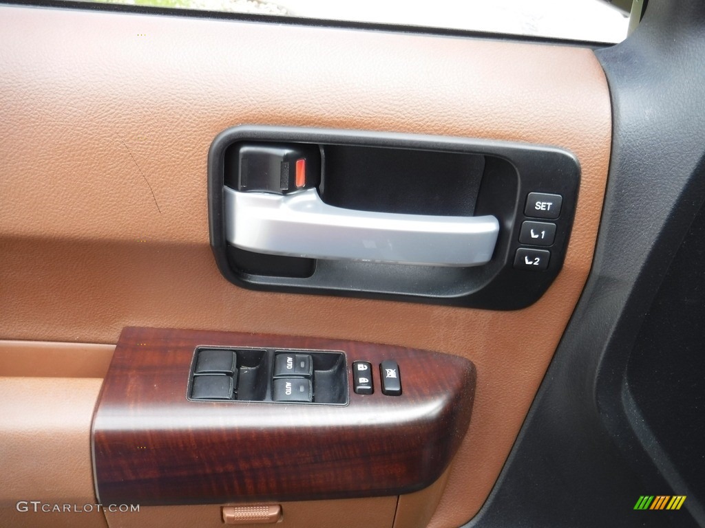 2015 Toyota Sequoia Platinum 4x4 Controls Photo #146092156