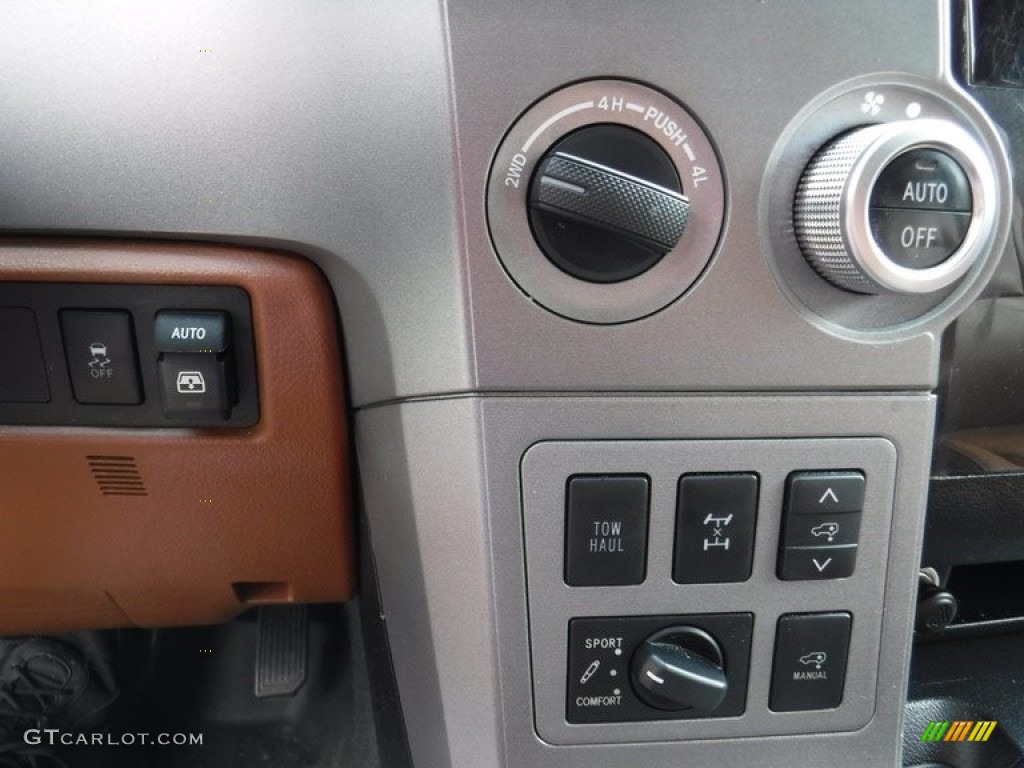 2015 Toyota Sequoia Platinum 4x4 Controls Photo #146092213