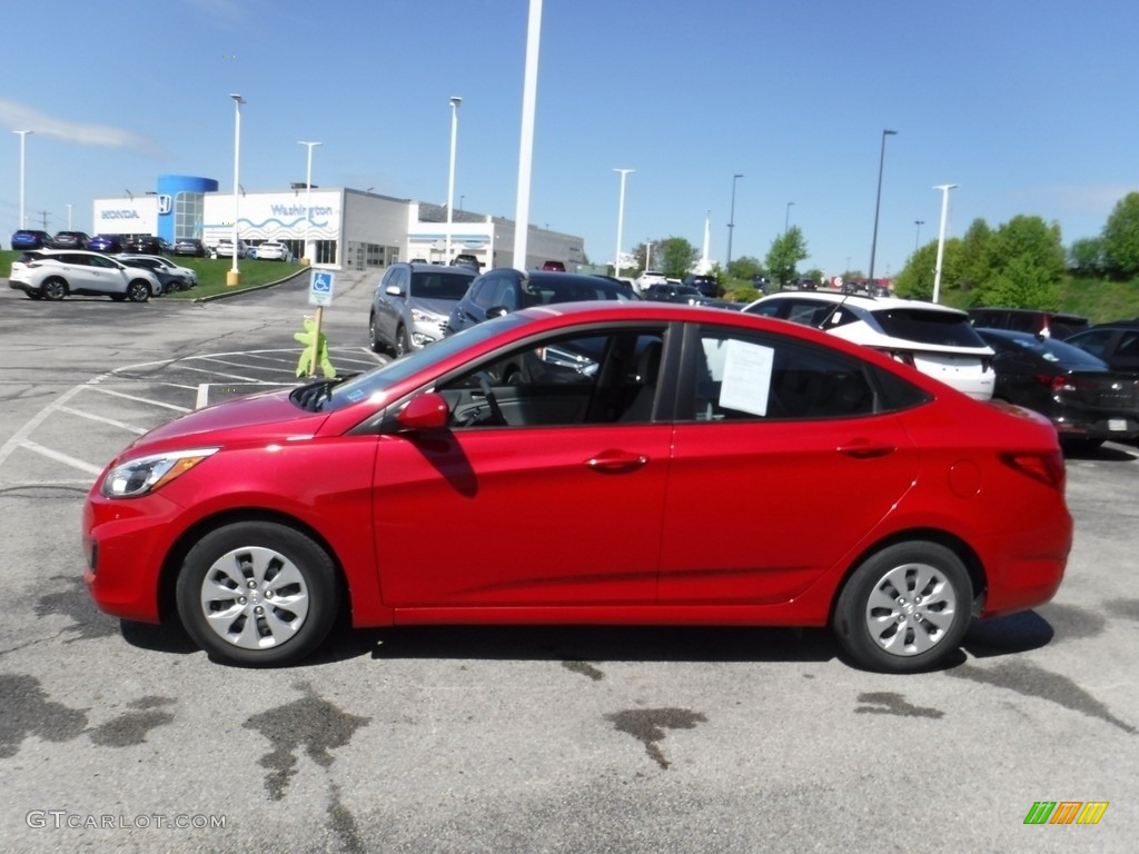 2016 Accent SE Sedan - Boston Red / Gray photo #6