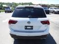 Pure White - Tiguan SEL 4MOTION Photo No. 10