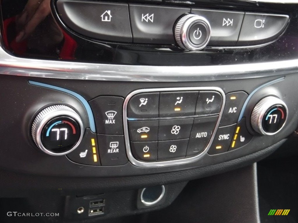 2020 Traverse RS AWD - Graphite Metallic / Jet Black photo #25
