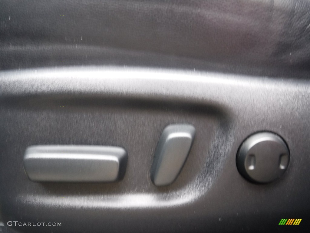 2018 Toyota RAV4 SE AWD Front Seat Photo #146095374