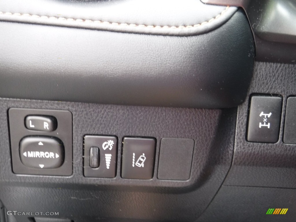 2018 Toyota RAV4 SE AWD Controls Photos