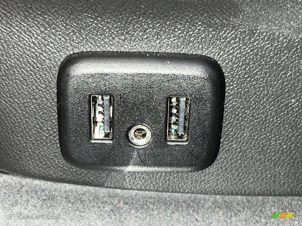 2017 Malibu LT - Pepperdust Metallic / Jet Black photo #32