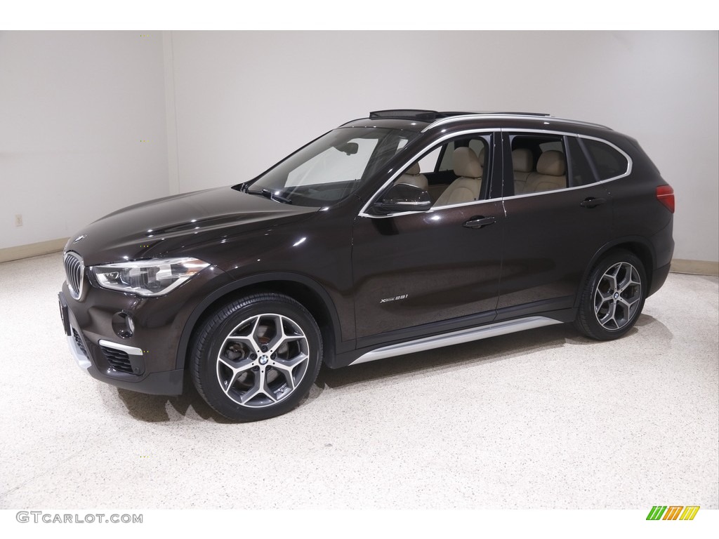 2017 X1 xDrive28i - Sparkling Brown Metallic / Canberra Beige photo #3