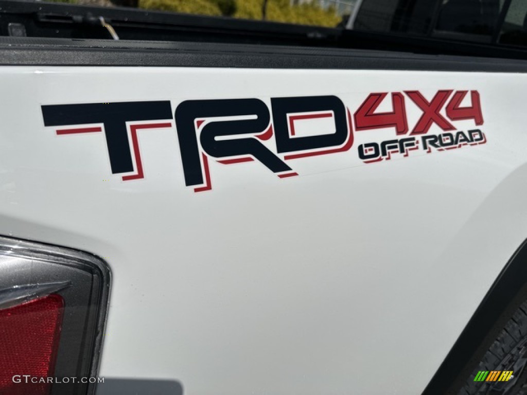 2023 Toyota Tacoma TRD Off Road Access Cab 4x4 Marks and Logos Photos