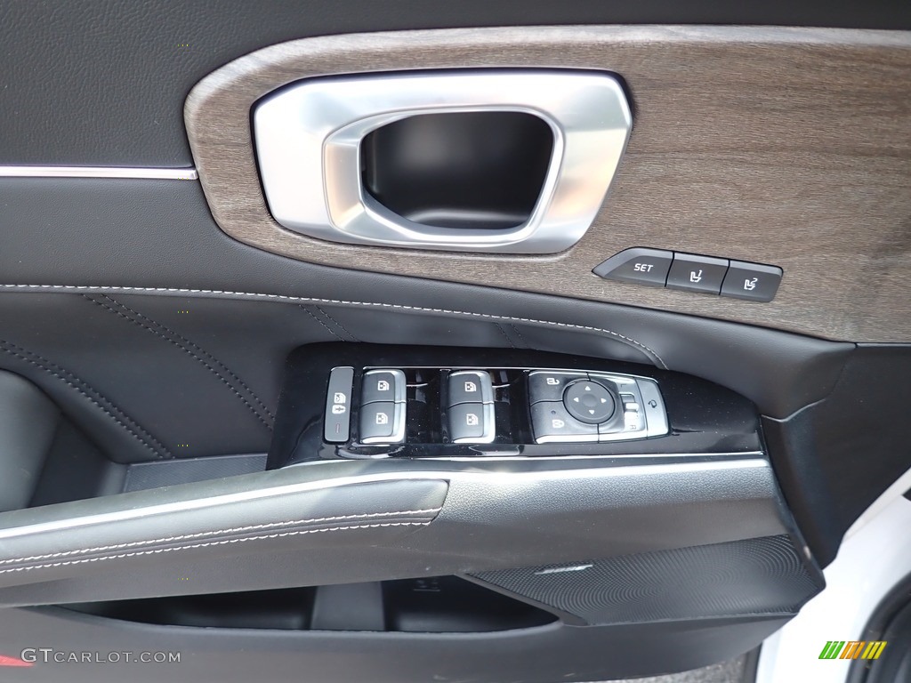 2023 Kia Sorento X-Line SX Prestige AWD Door Panel Photos