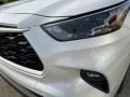 2023 Wind Chill Pearl Toyota Highlander XLE  photo #24