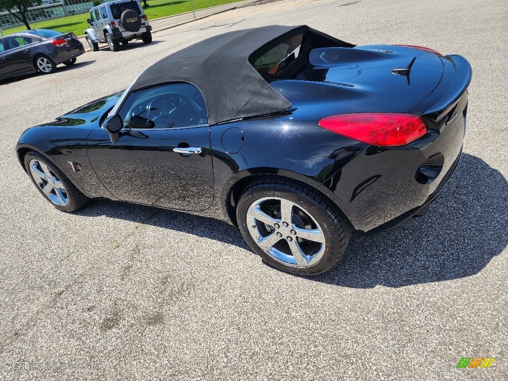 2008 Solstice GXP Roadster - Mysterious Black / Ebony photo #5