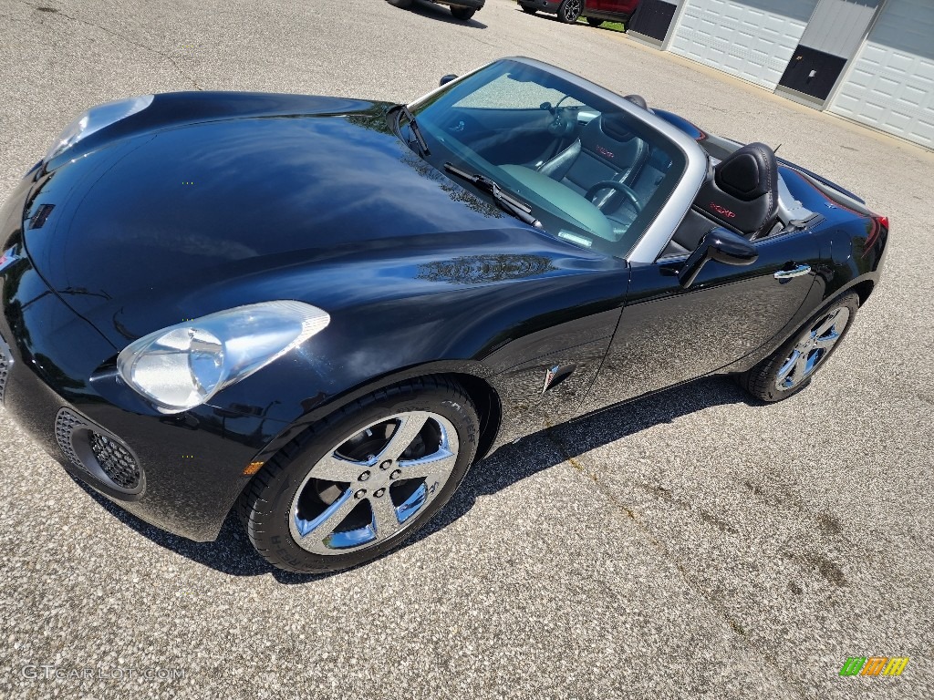2008 Solstice GXP Roadster - Mysterious Black / Ebony photo #9