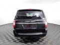 2012 Brilliant Black Crystal Pearl Chrysler Town & Country Touring  photo #7