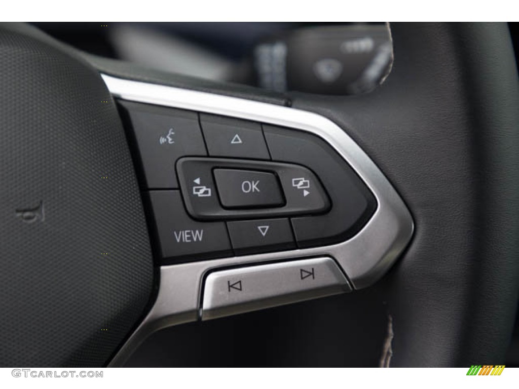 2022 Volkswagen Taos SE Steering Wheel Photos