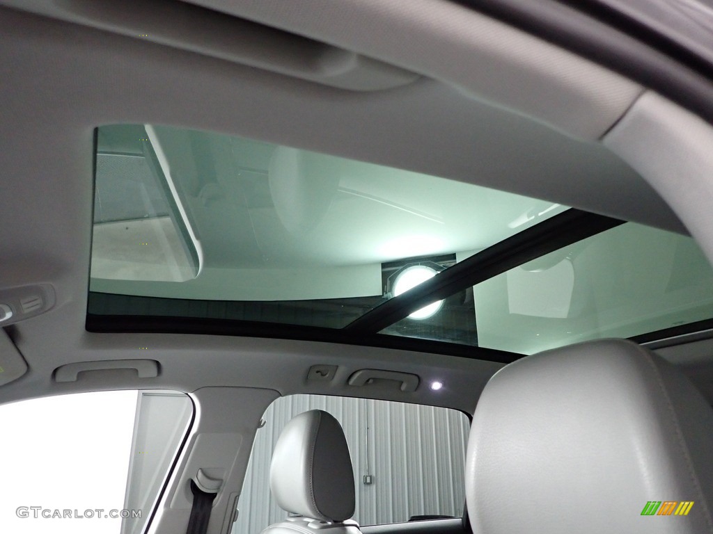 2019 Audi Q7 45 Premium Plus quattro Sunroof Photos