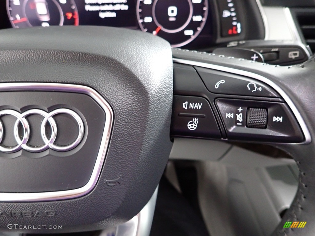 2019 Audi Q7 45 Premium Plus quattro Steering Wheel Photos