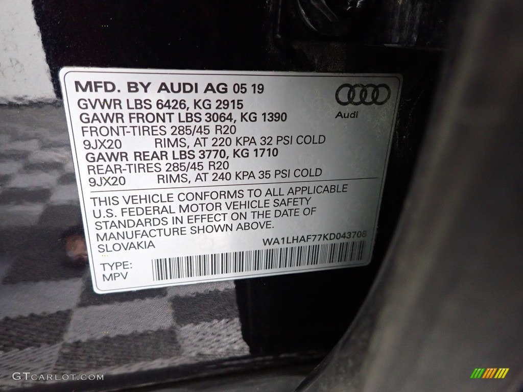 2019 Q7 45 Premium Plus quattro - Night Black / Rock Gray photo #38