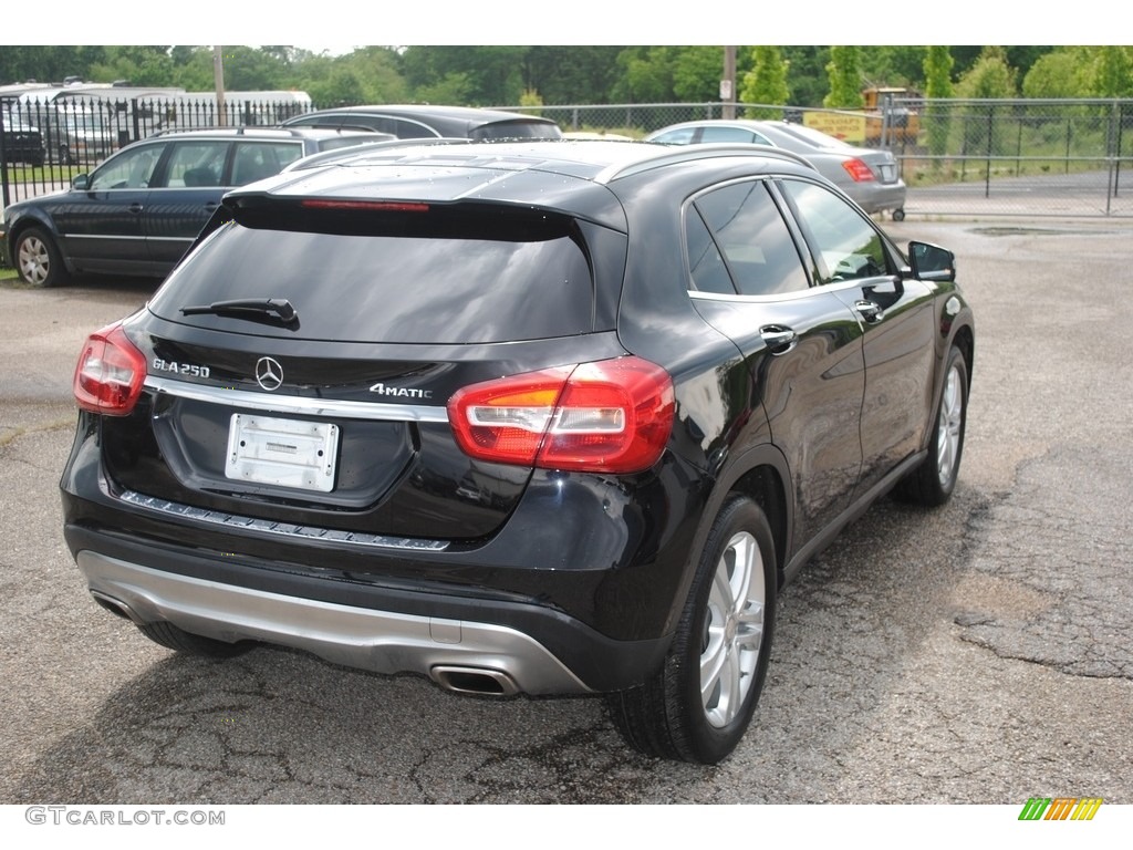 2016 GLA 250 4Matic - Night Black / Black photo #5