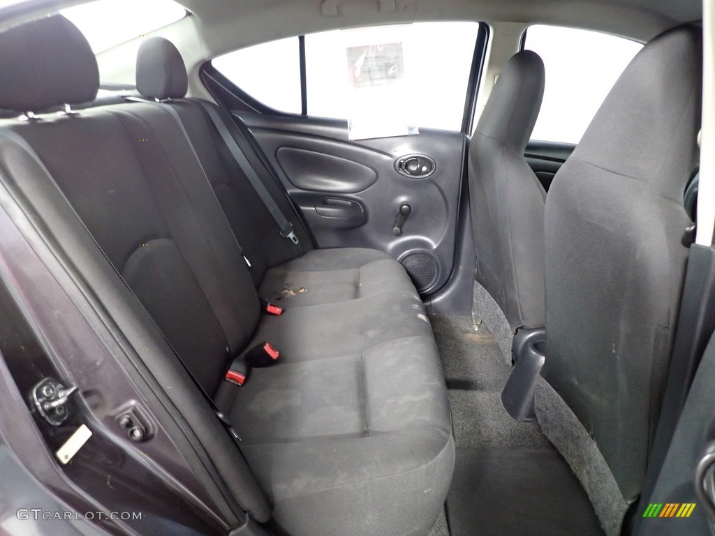 2015 Versa 1.6 S Sedan - Amethyst Gray / Charcoal photo #26