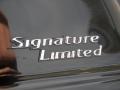 2009 Black Lincoln Town Car Signature Limited  photo #11