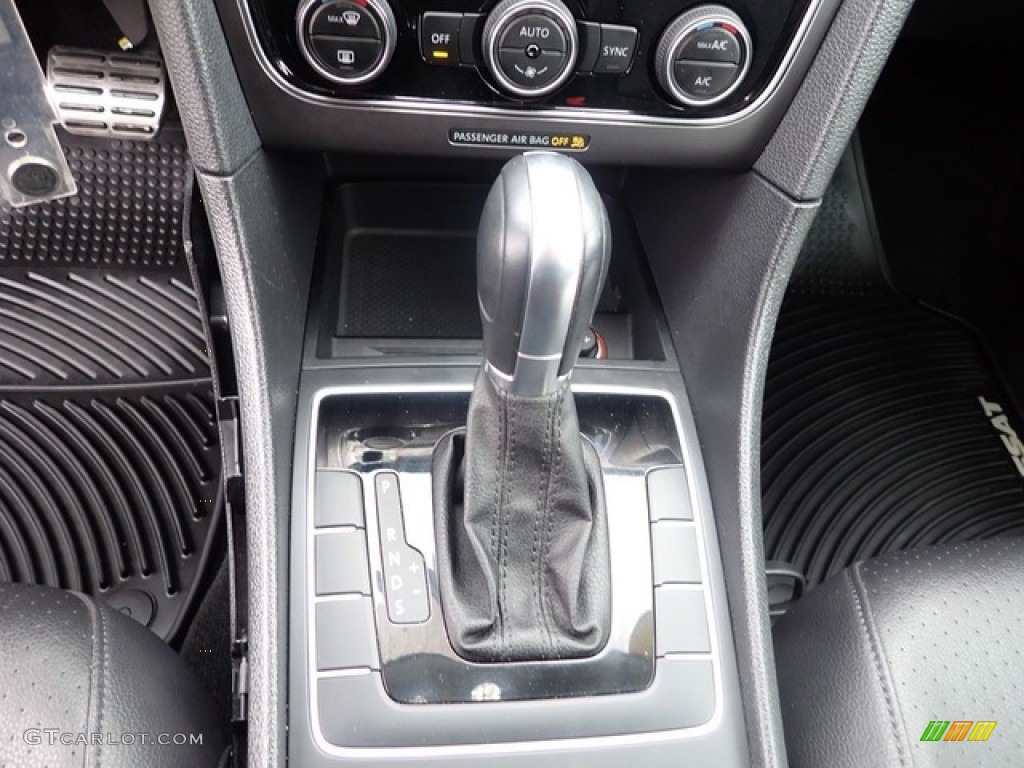 2018 Volkswagen Passat R-Line 6 Speed Automatic Transmission Photo #146106046