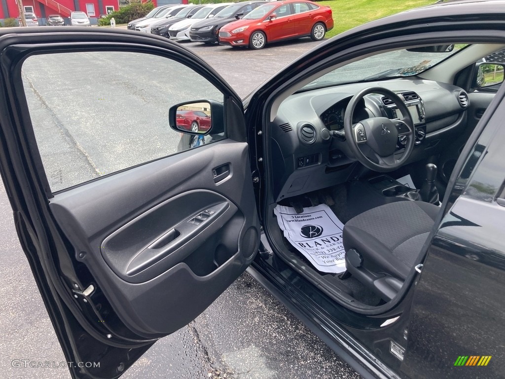 2019 Mitsubishi Mirage LE Front Seat Photo #146106274