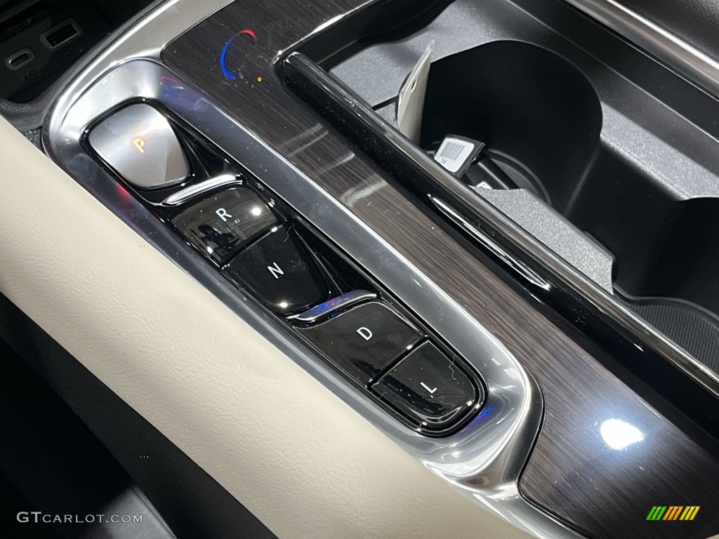 2023 Enclave Essence AWD - White Frost Tricoat / Whisper Beige/Ebony photo #15
