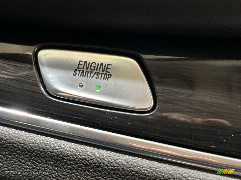 2023 Enclave Essence AWD - White Frost Tricoat / Whisper Beige/Ebony photo #16