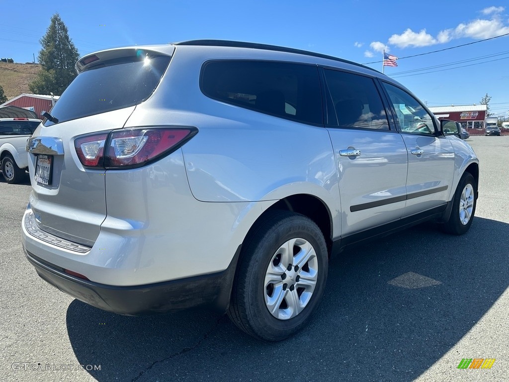 2017 Traverse LS - Silver Ice Metallic / Dark Titanium/Light Titanium photo #6