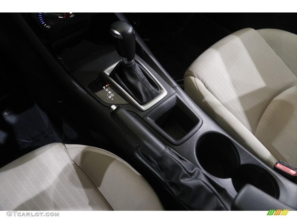 2015 MAZDA3 i SV 4 Door - Titanium Flash Mica / Black photo #10