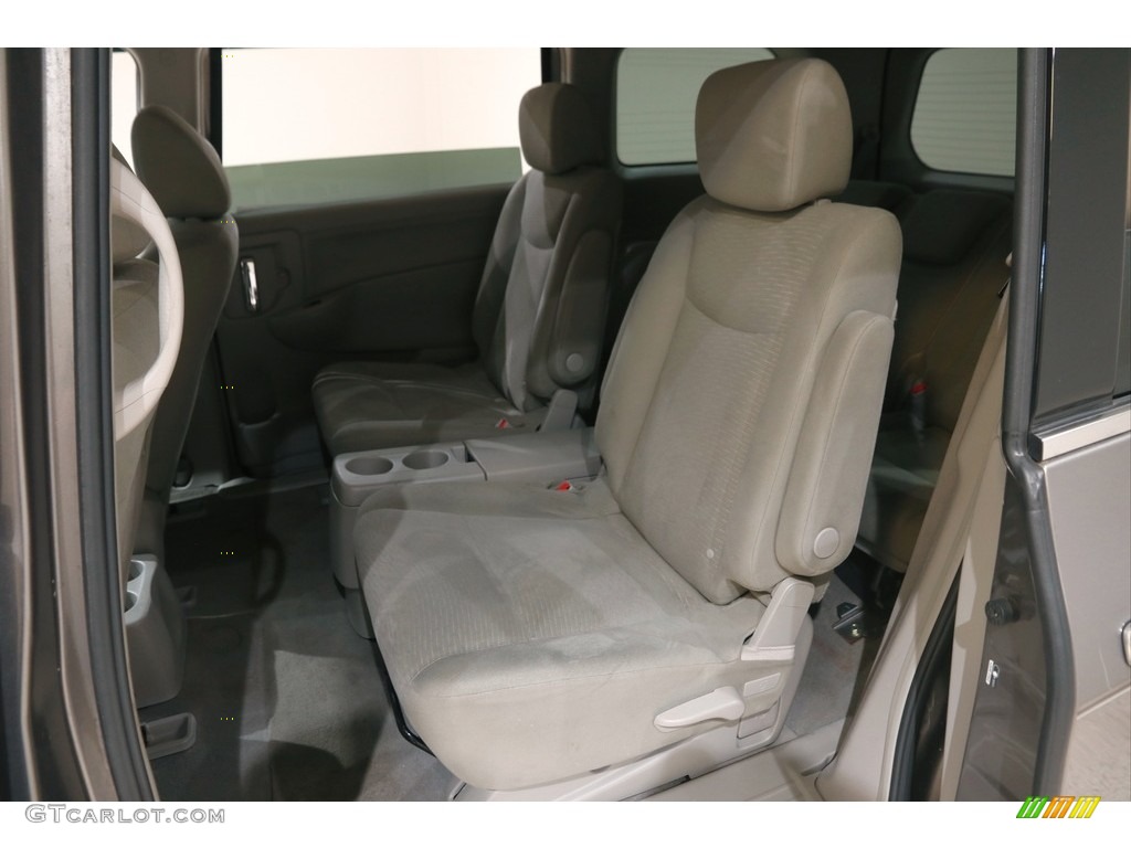 Gray Interior 2016 Nissan Quest S Photo #146109378