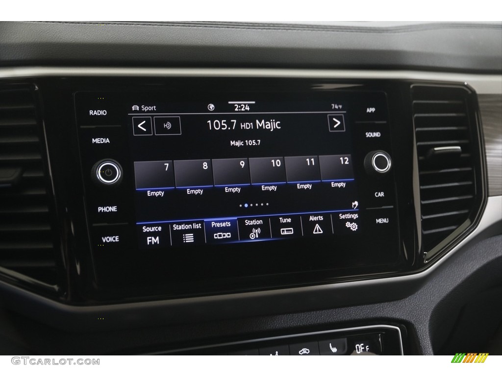 2022 Volkswagen Atlas Cross Sport SE Technology 4Motion Controls Photo #146109393