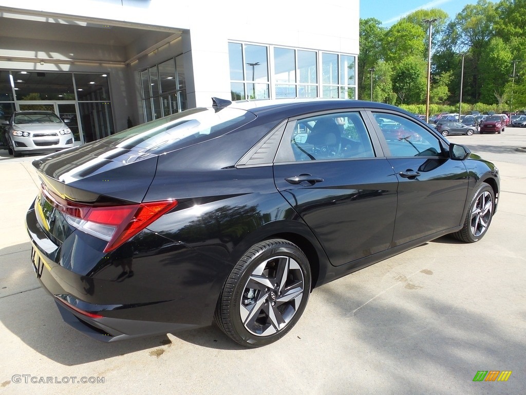 2023 Elantra SEL - Phantom Black / Black photo #2