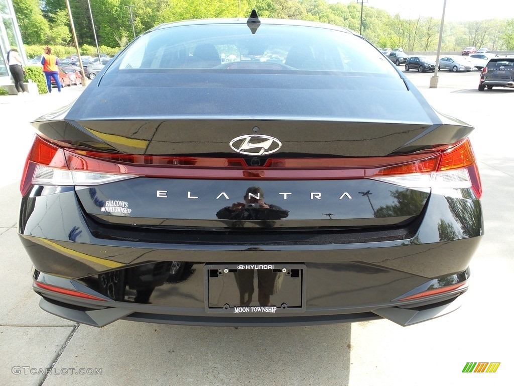 2023 Elantra SEL - Phantom Black / Black photo #3
