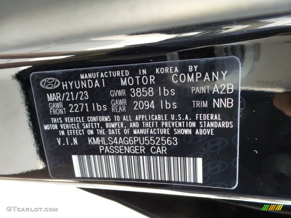 2023 Elantra SEL - Phantom Black / Black photo #18