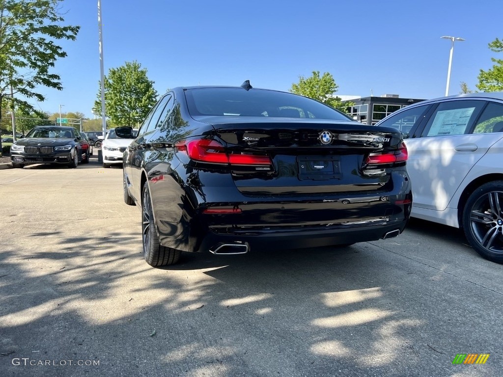 2023 5 Series 530i xDrive Sedan - Jet Black / Black photo #3