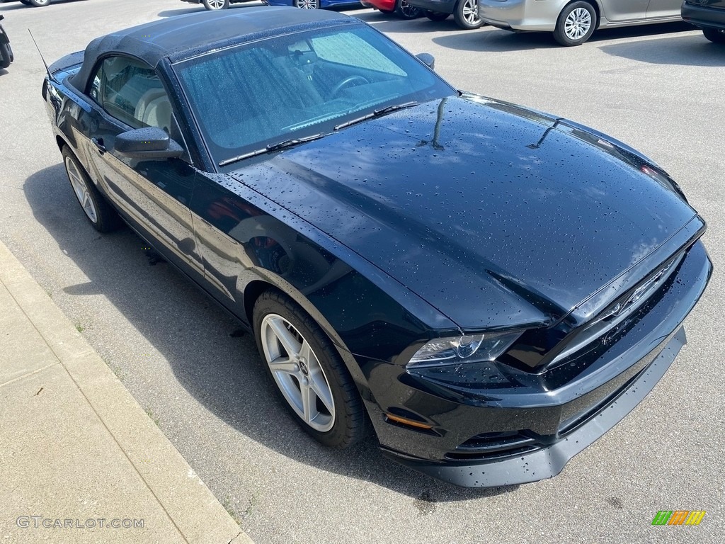 2014 Mustang V6 Convertible - Black / Charcoal Black photo #8