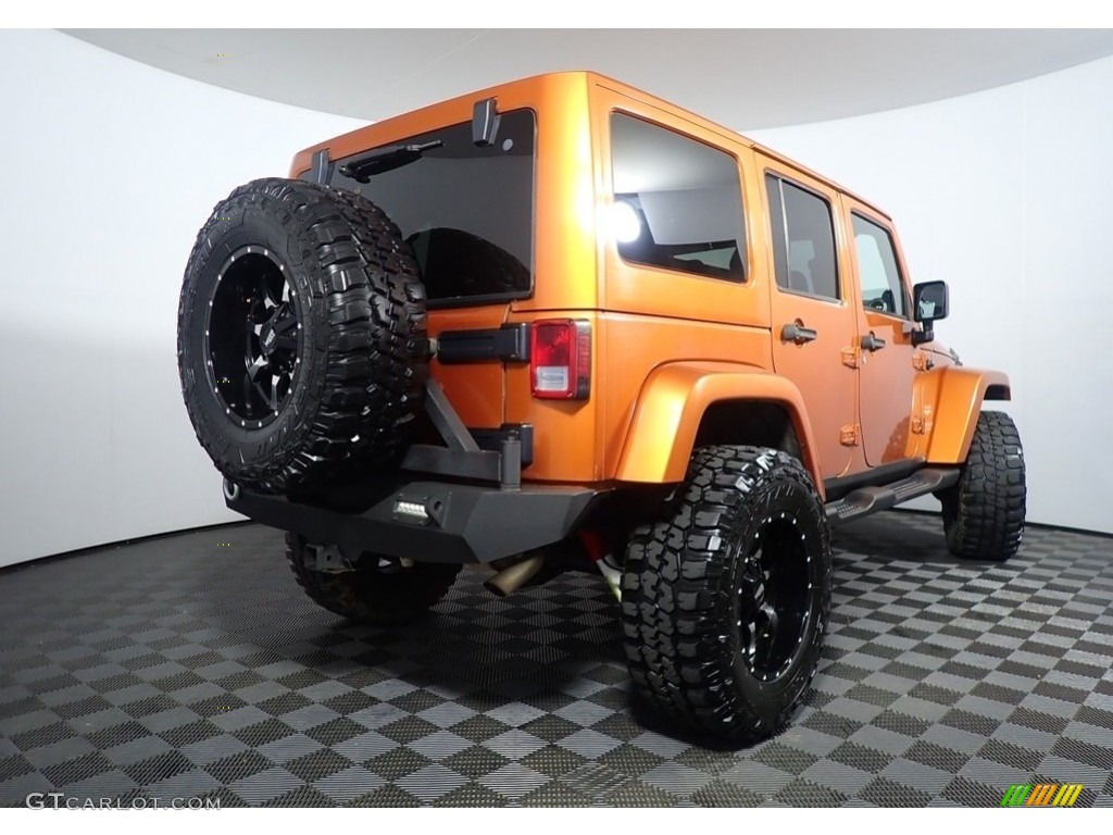 2011 Wrangler Unlimited Sahara 4x4 - Mango Tango Pearl / Black/Dark Saddle photo #14